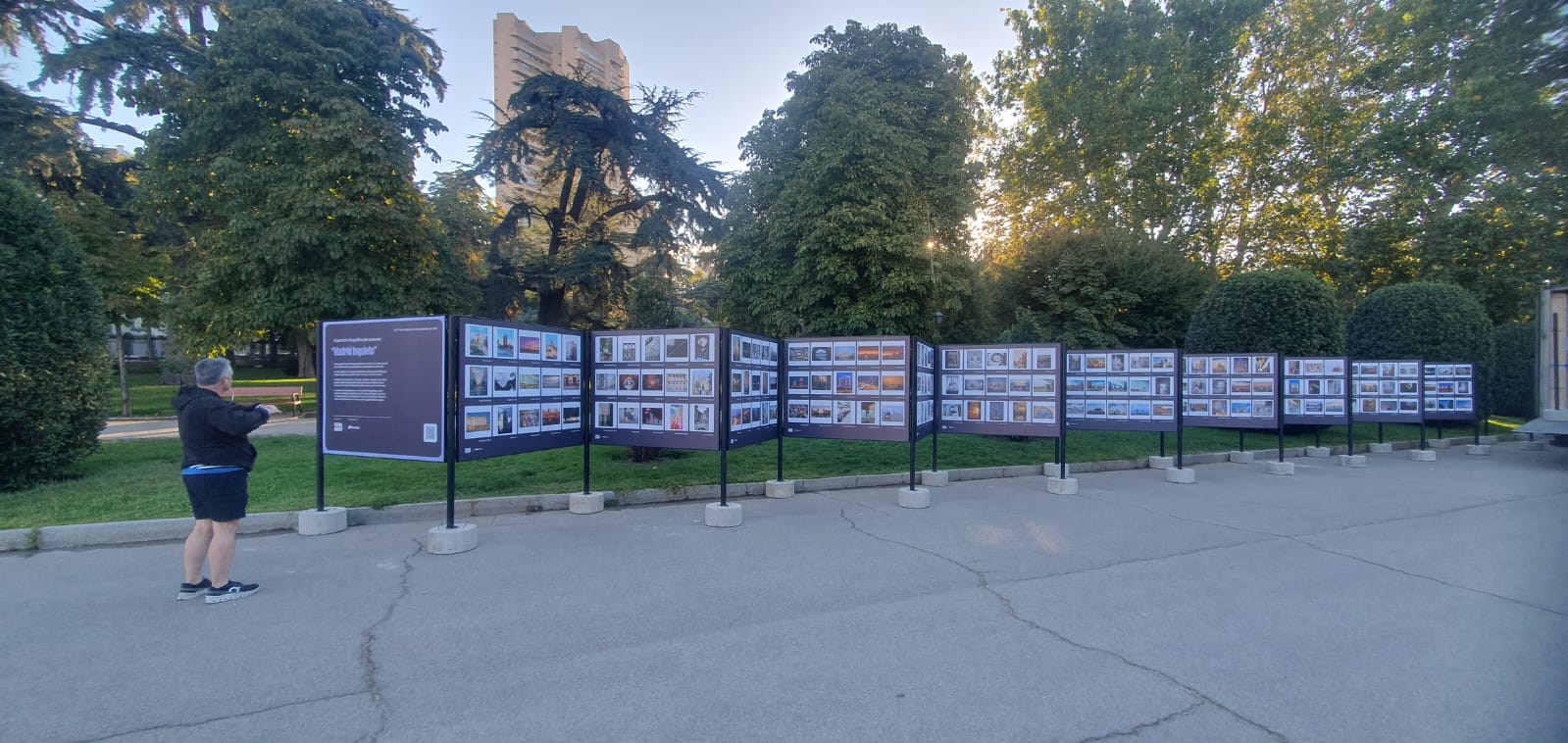 Paneles expositivos para exterior